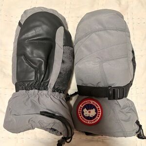 Canada Goose Down Mittens
